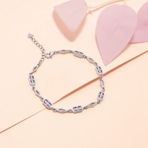 Chic Delicate Silver Bracelet with geometric links and subtle sparkle