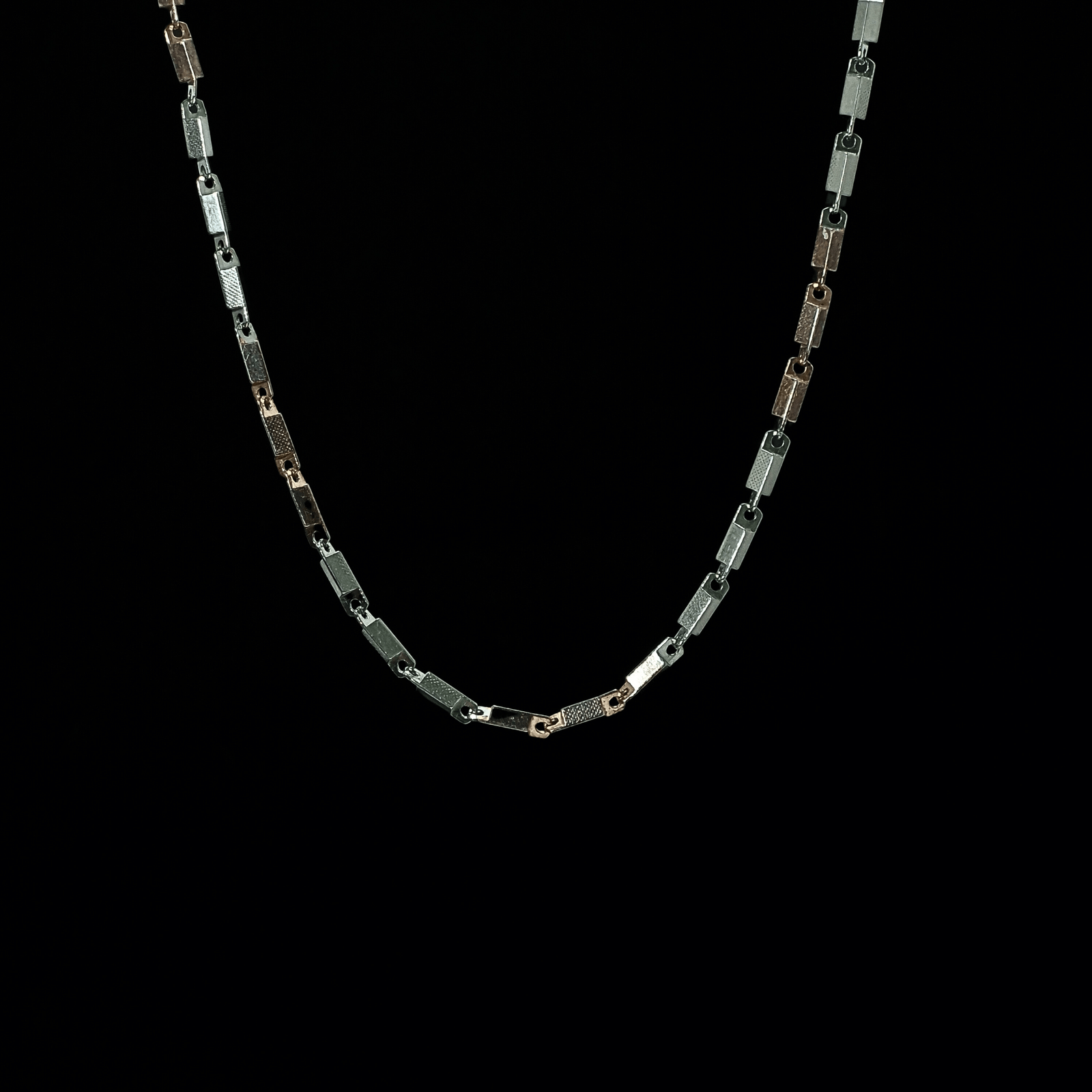 Modern Textured Link Chain