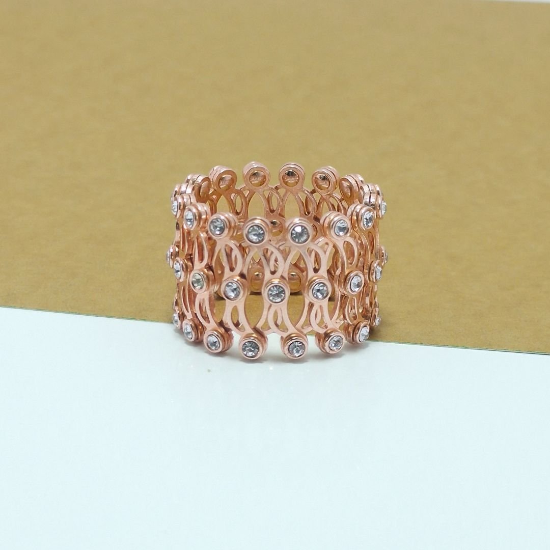 Enchanted Interlace Ring