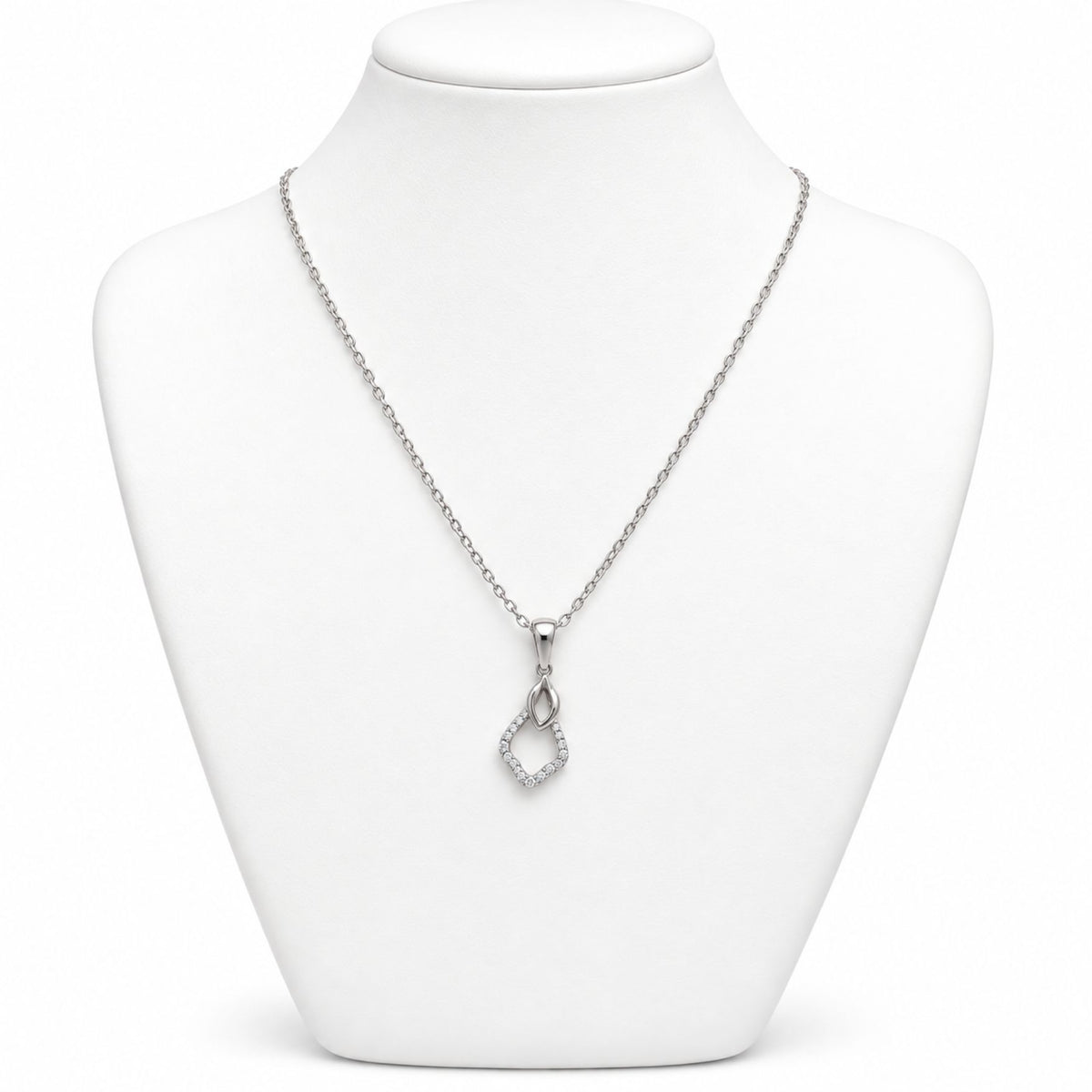 Eterna Loop 925 Silver Pendant Necklace