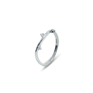 Triangular Point Silver Ring in Sterling Silver