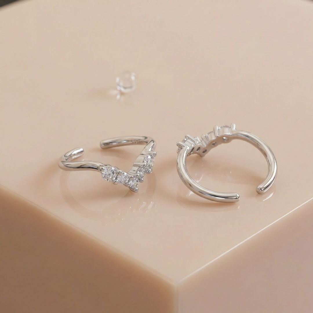 Starlit V-Glow Silver Toe Rings (Pair) - 925 Sterling Silver - Lustra