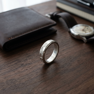 Sleek Modern Silver Band - 925 Sterling Silver - Lustra
