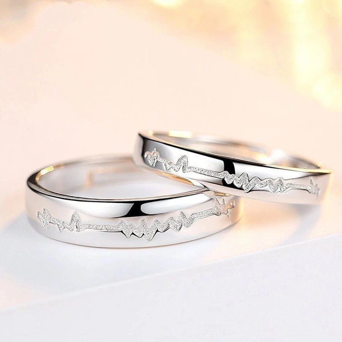 Heartbeat Bond Couple Ring Set