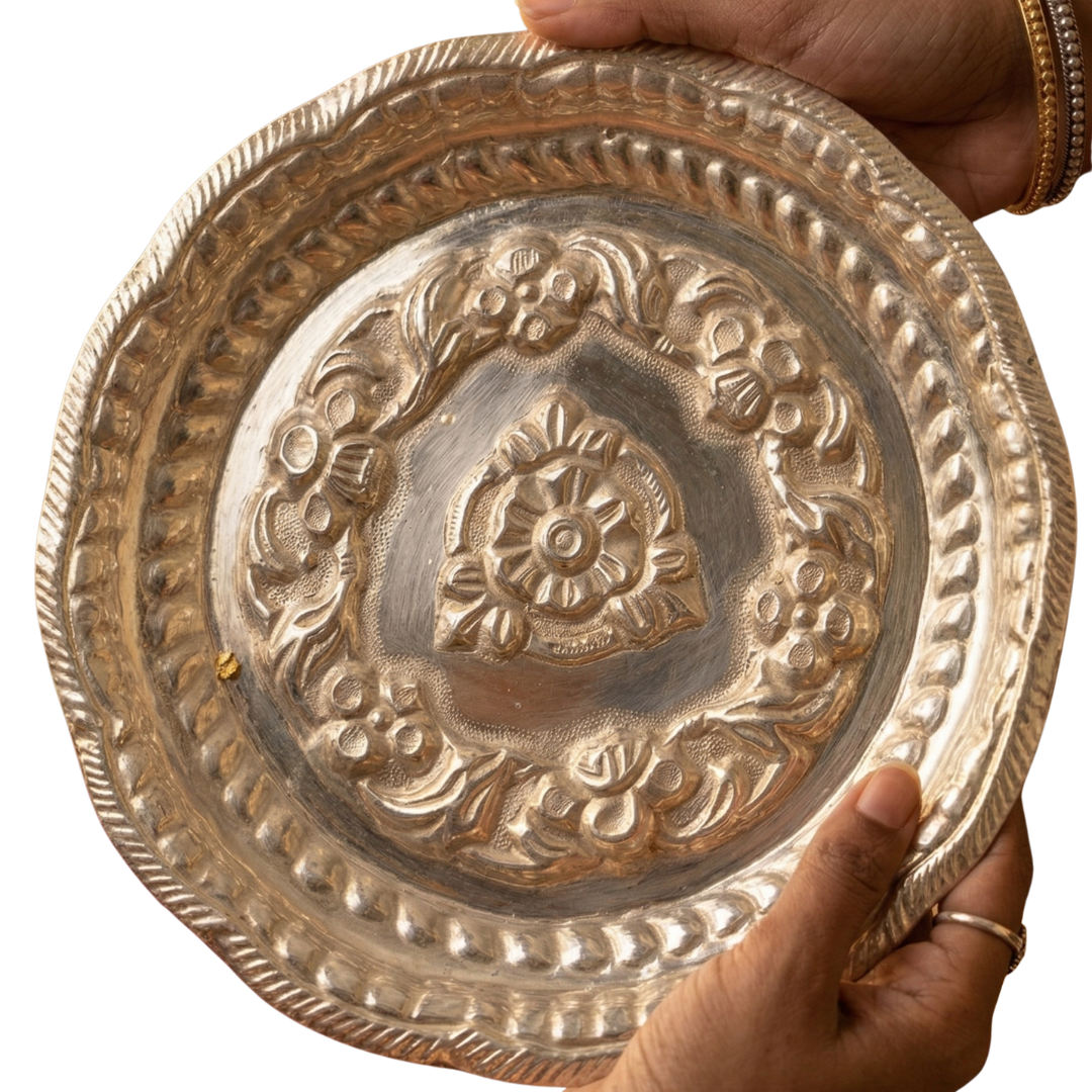 Lustra 925 Silver Handcrafted Pooja Thali (60g) - 925 Sterling Silver - Lustra