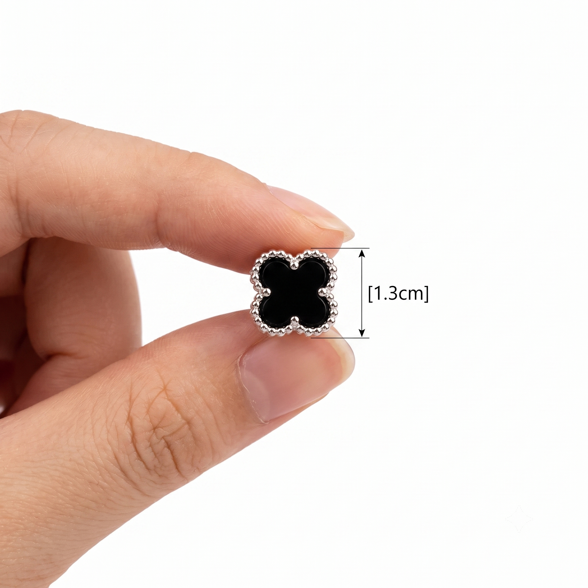 Midnight Clover Stud Earrings - 925 Sterling Silver - Lustra