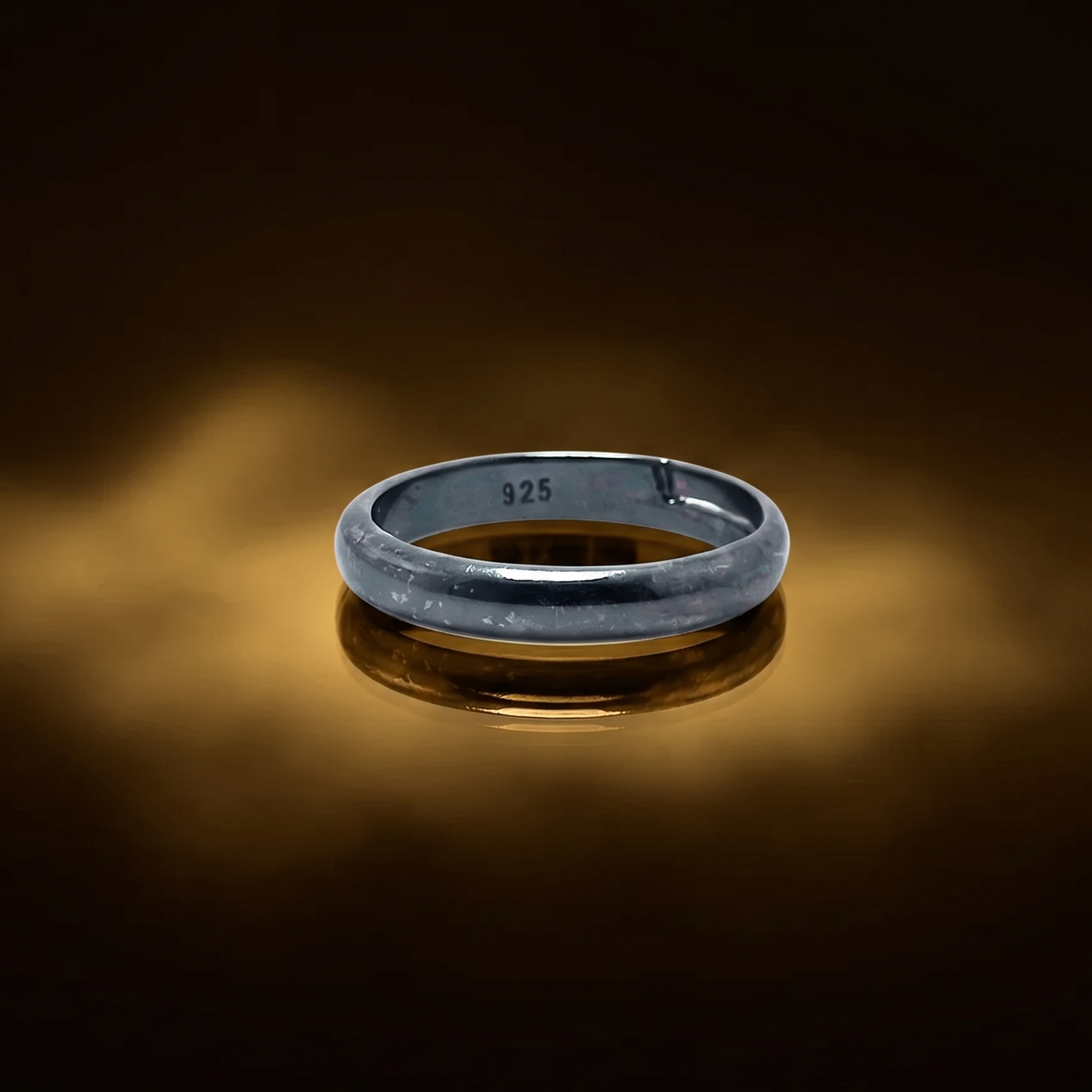 Sleek Blackened Silver Band - 925 Sterling Silver - Lustra