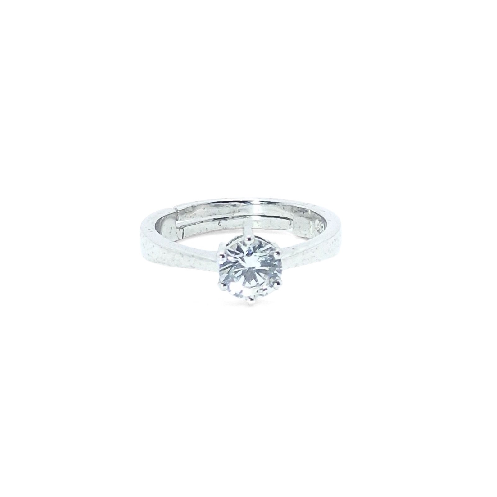 Elegant Silver Solitaire Ring