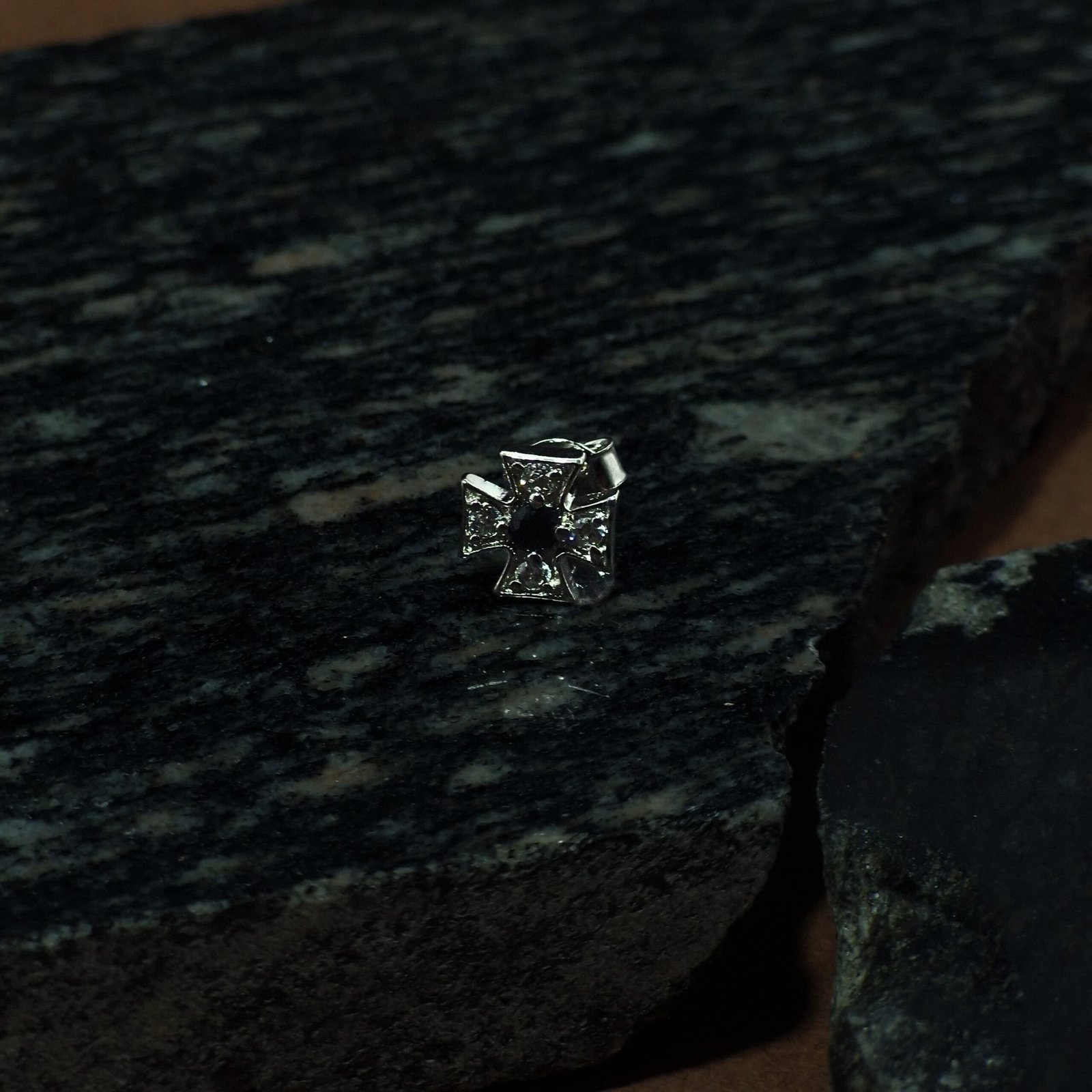 Cross Black Stone Stud