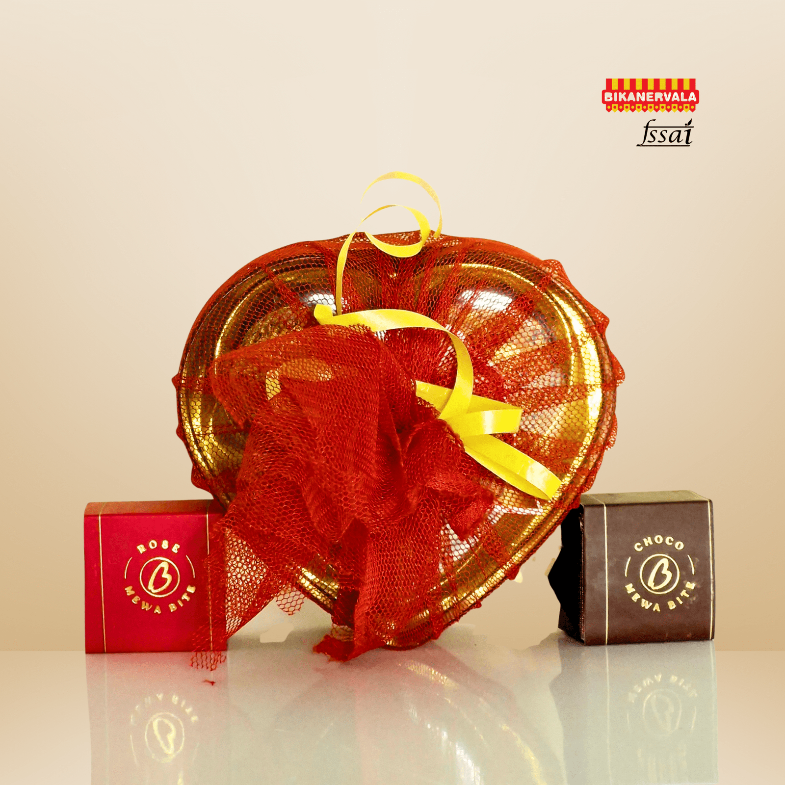 Rakhi Gift Hamper for Sister | Pendant with Chain & Ferrero | Lustra